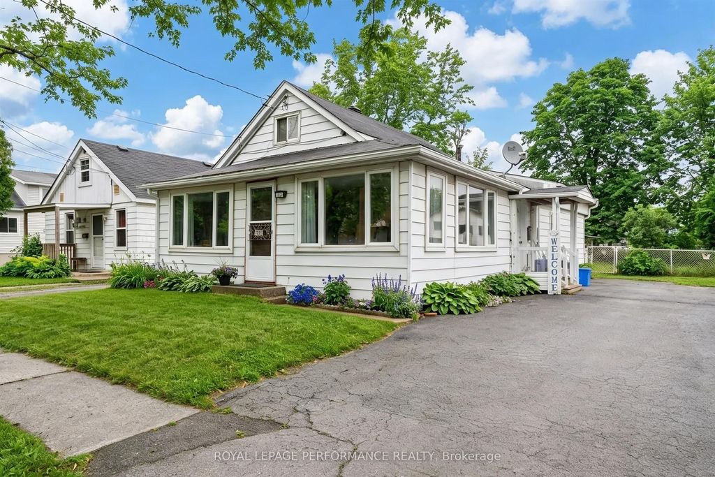 Photo of 1121 Hebert Street, Cornwall, ON K6J 5A8 (MLS # X12949046)