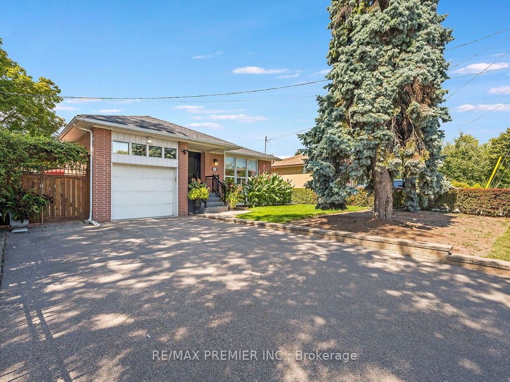 Photo of 2894 Weston Road, Toronto, ON M9M 2S5 (MLS # W12383495)