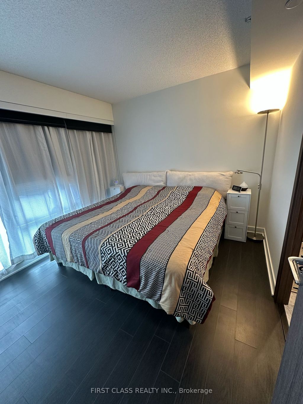 Photo of 19 Bathurst Street #1111, Toronto, ON M5V 0N2 (MLS # C12836920)