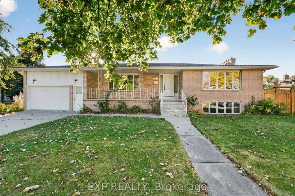 Photo of 147 Inverness Crescent, Kingston, ON K7M 6G9 (MLS # X12456924)