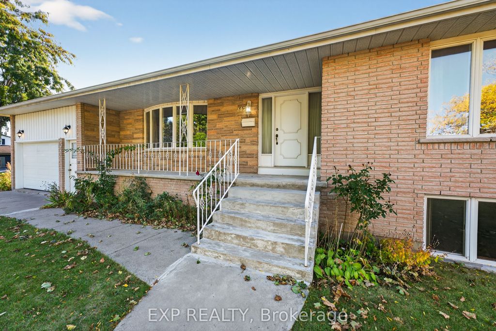 Photo of 147 Inverness Crescent, Kingston, ON K7M 6G9 (MLS # X12456924)