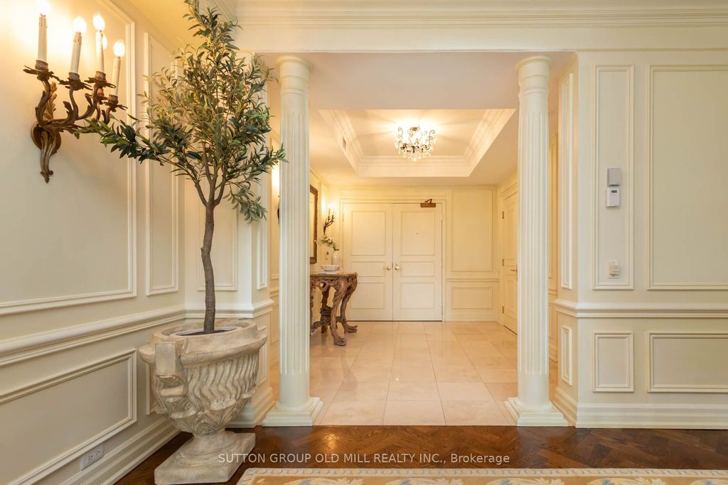 Photo of 38 Avenue Road #700, Toronto, ON M5R 2G2 (MLS # C12500568)