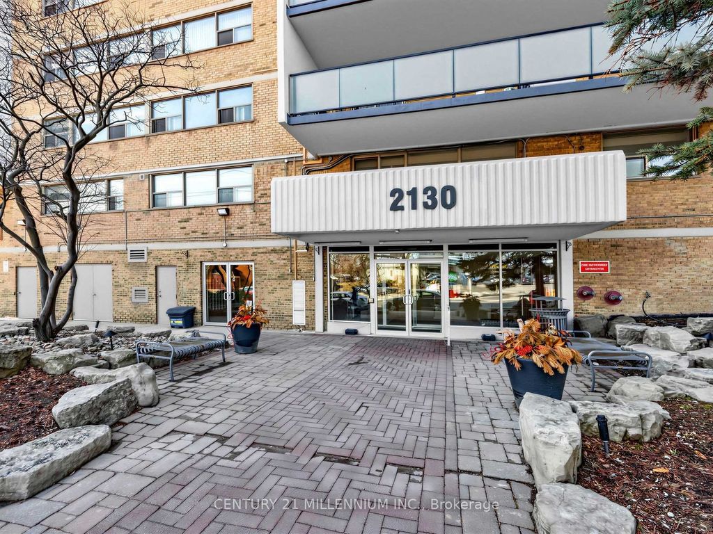 Photo of 2130 Weston Road #805, Toronto, ON M9N 3R9 (MLS # W12930236)