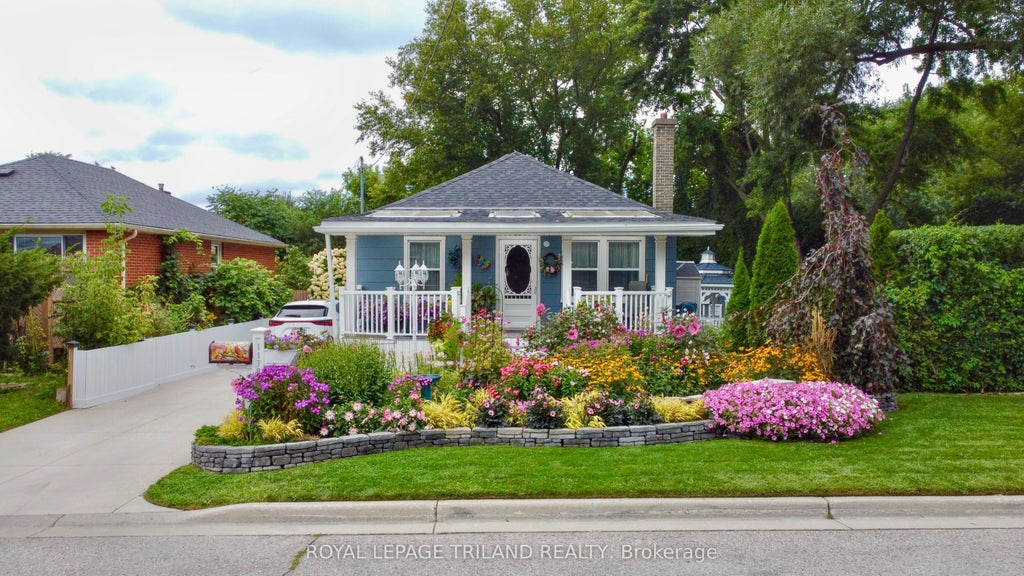 Photo of 1178 Princess Avenue, London East, ON N5W 3N3 (MLS # X13652760)