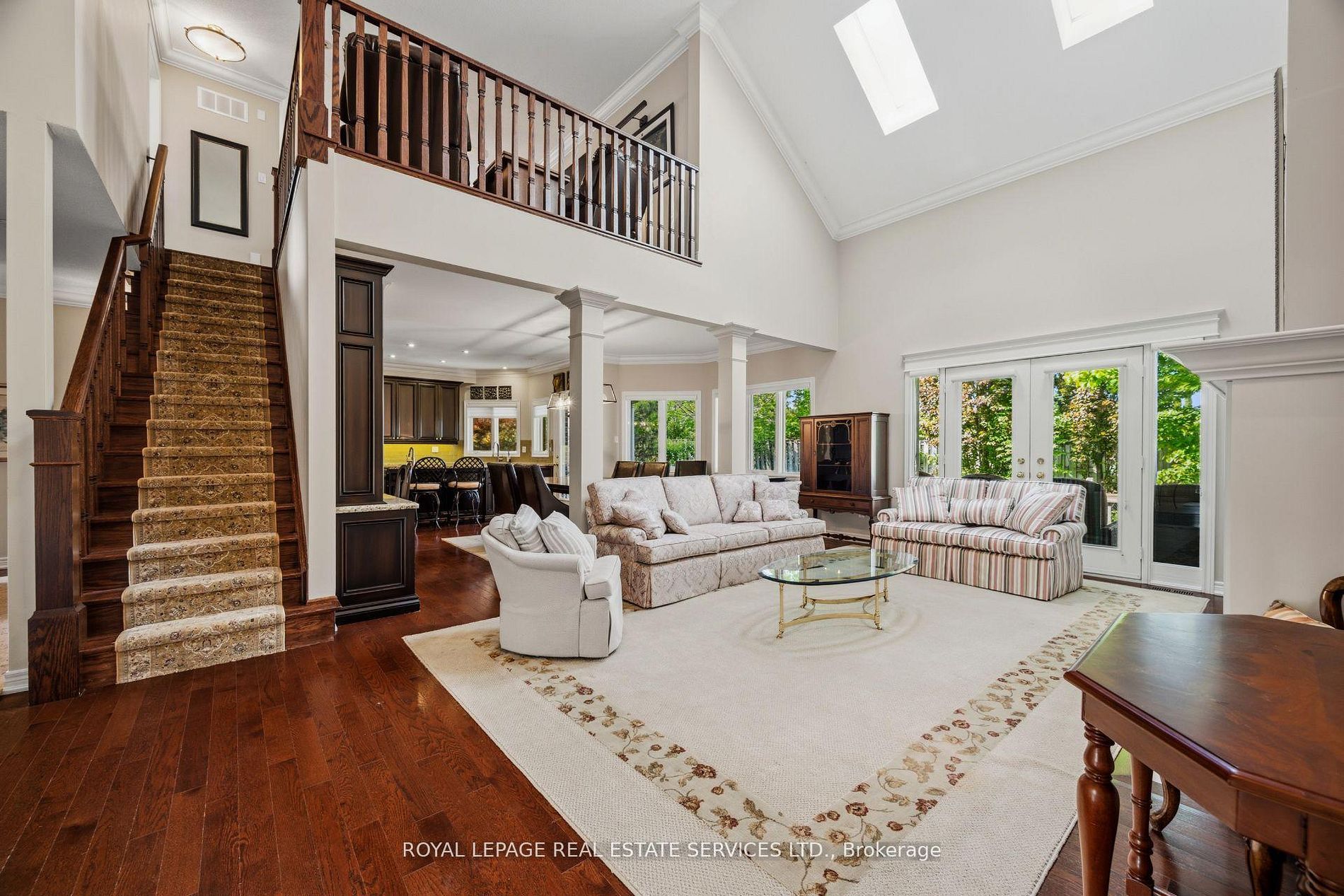2130 Dickson Road 10