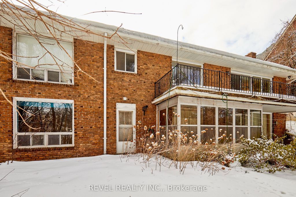 Photo of 124 Forest Heights Boulevard, Toronto, ON M2L 2K8 (MLS # C12836894)