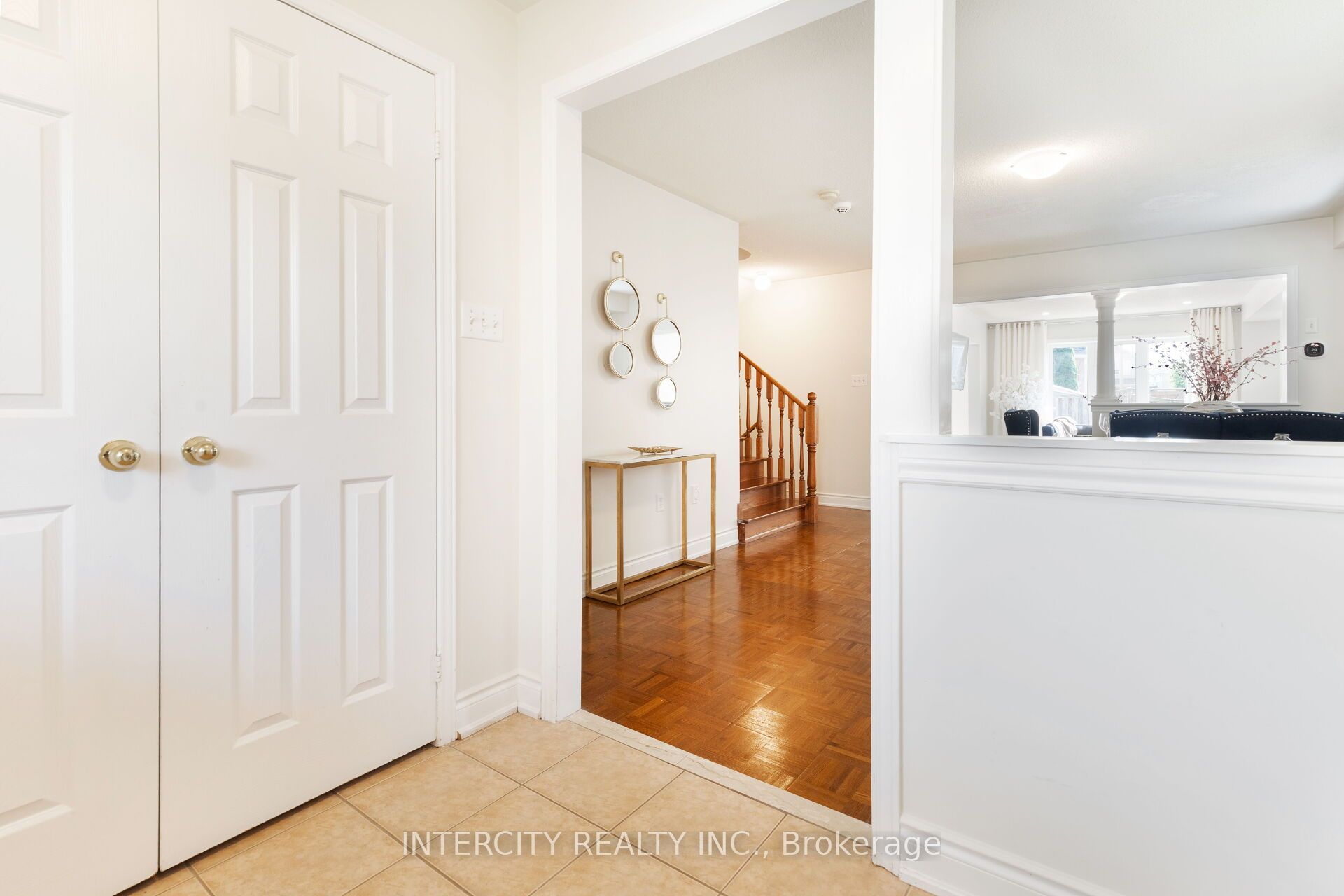18 Snowshoe Lane