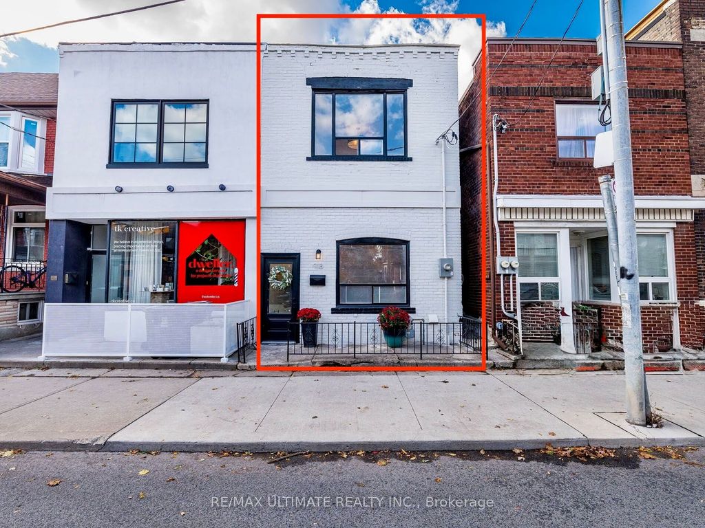 Photo of 918 Ossington Avenue, Toronto, ON M6J 3V1 (MLS # W12853176)