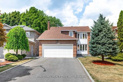 19 Eleanor Circle Richmond Hill ON L4C 6K6
