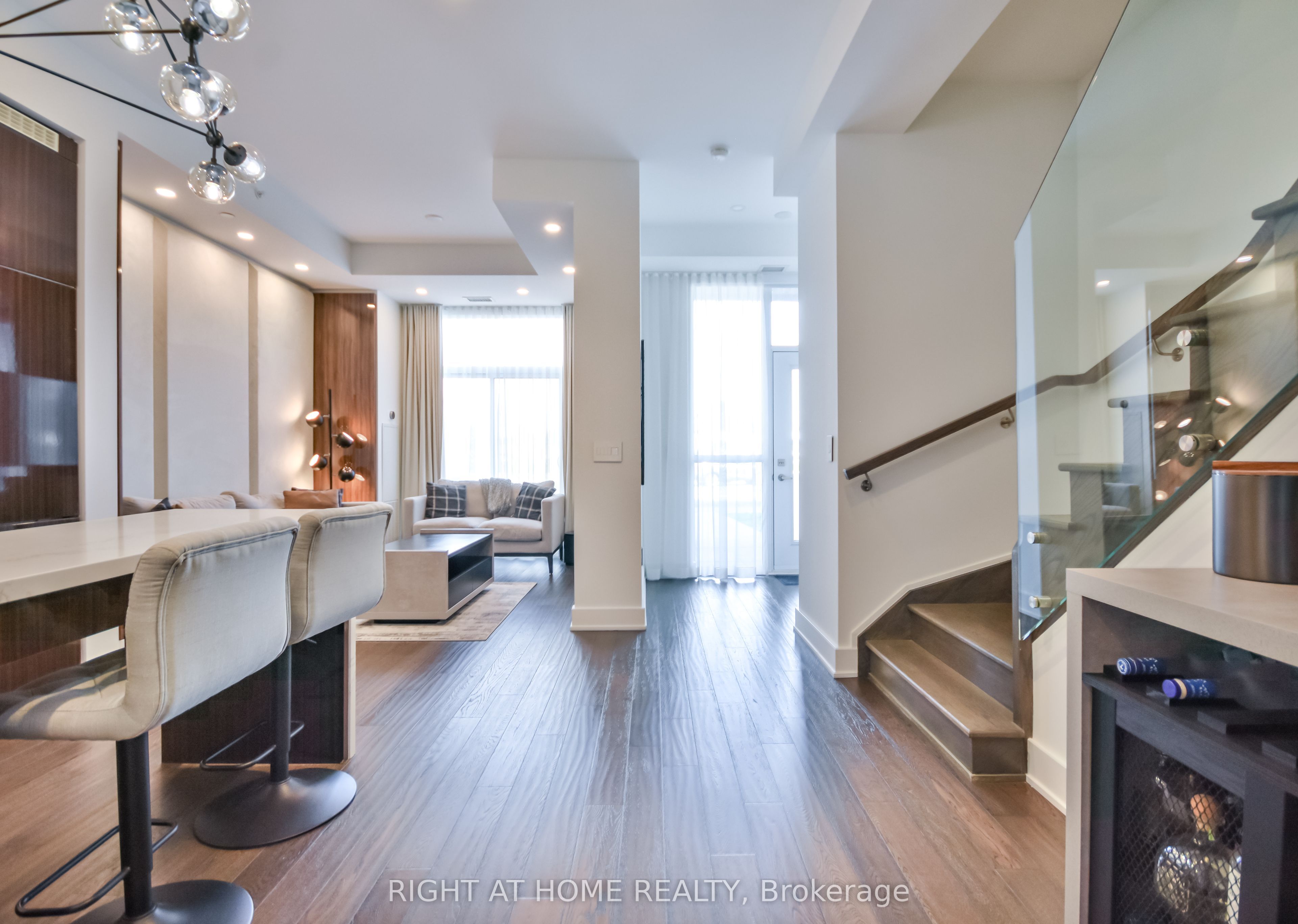 5230 Dundas Street A217