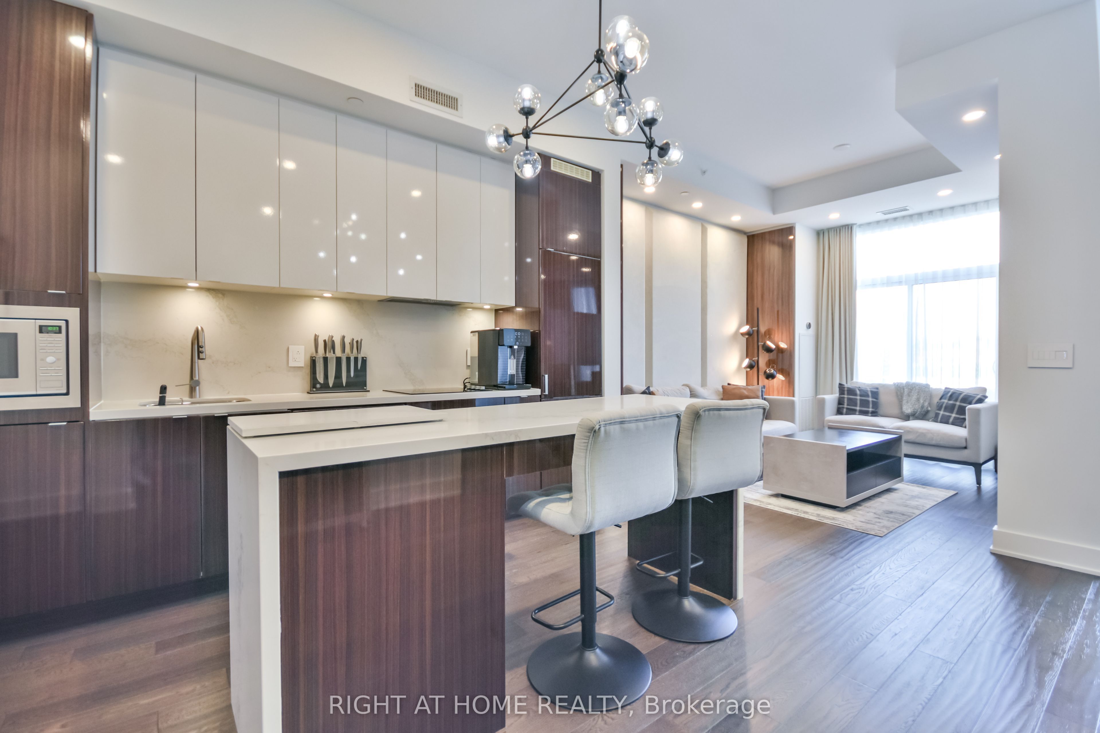 5230 Dundas Street A217