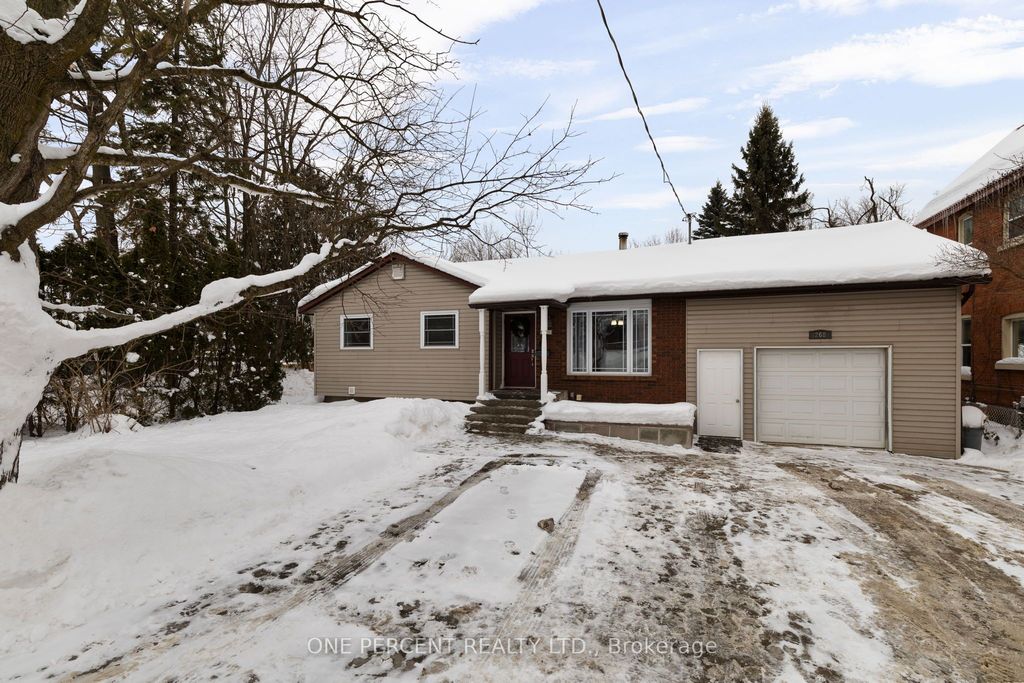 Photo of 268 MISSISSAGA Street W, Orillia, ON L3V 3B8 (MLS # S12643344)