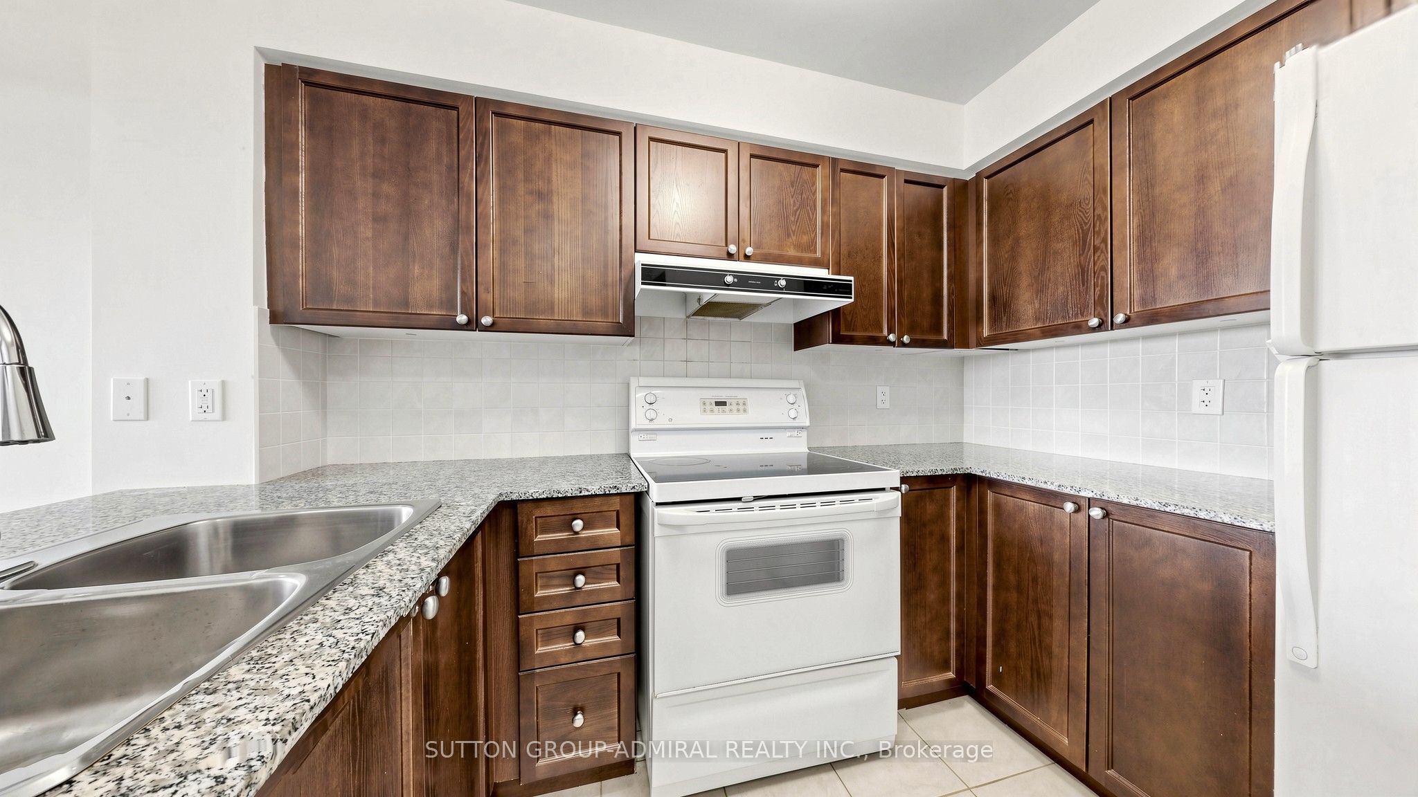 7 North Park Road 806