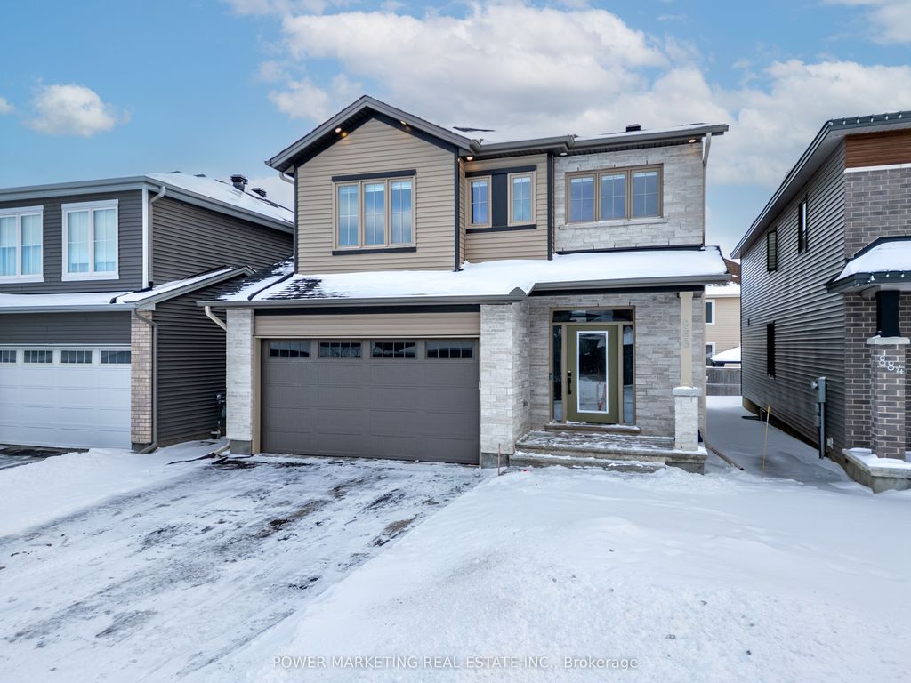 Photo of 886 Sendero Way, Stittsville - Munster - Richmond, ON K2S 2W8 (MLS # X12701808)