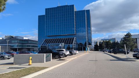 15 Wertheim Court 401-403 Richmond Hill ON L4B 3A8