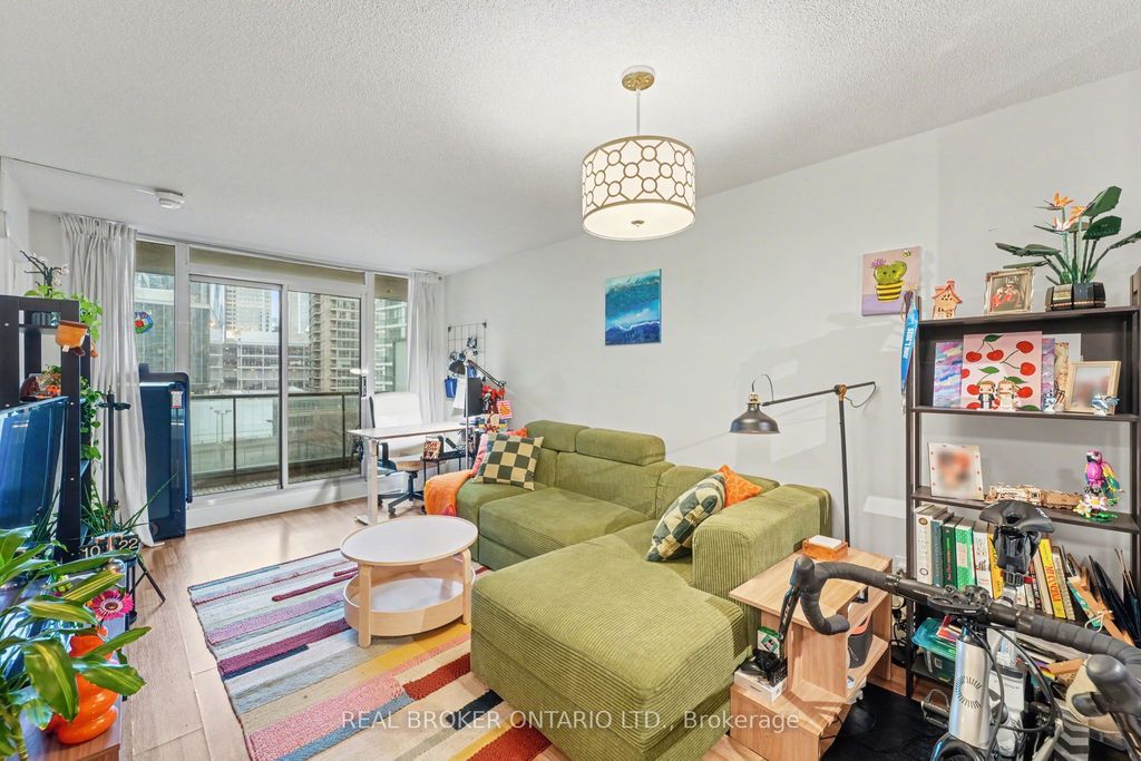 Photo of 12 Yonge Street #911, Toronto, ON M5E 1Z9 (MLS # C12708996)