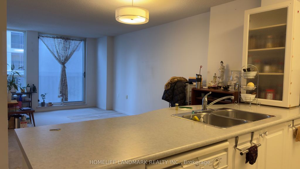 Photo of 388 Bloor Street E #807, Toronto, ON M4W 3W9 (MLS # C12726688)
