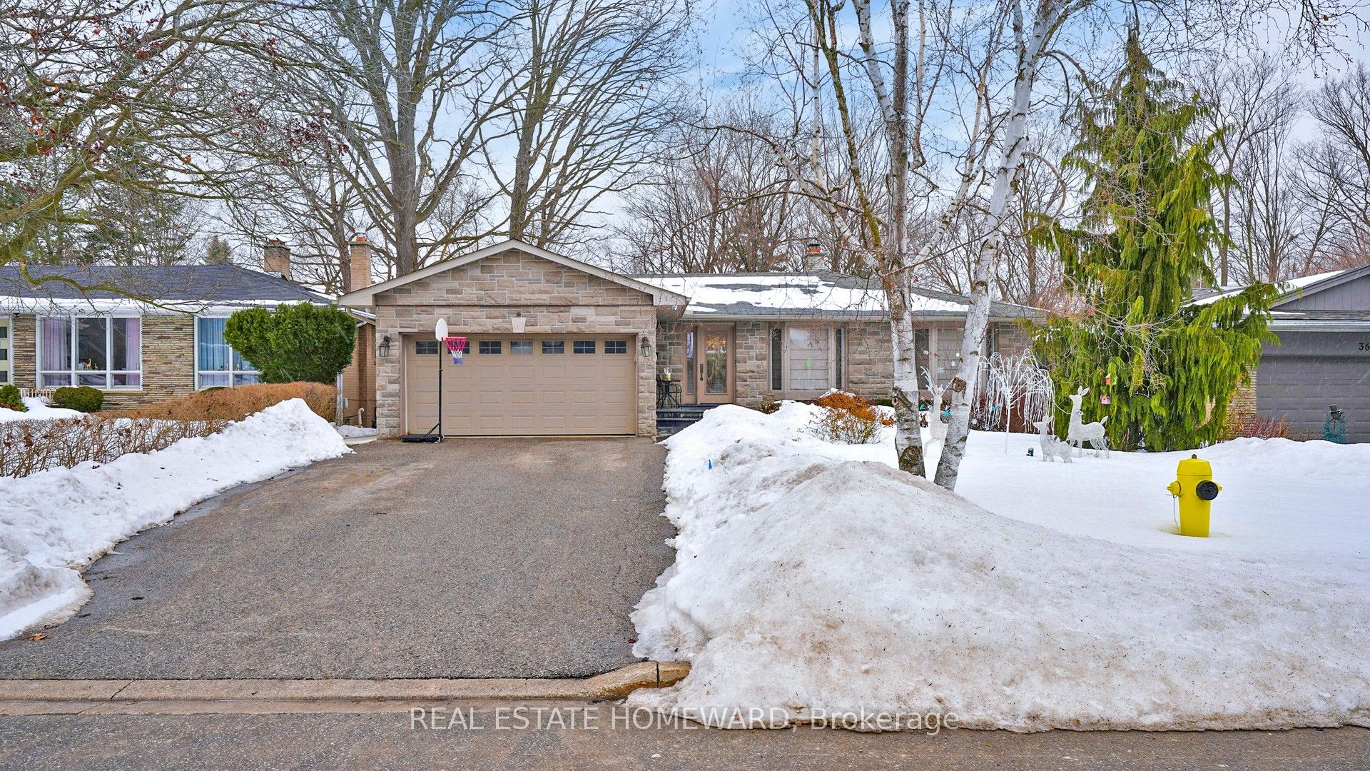 34 Delair Crescent Main
