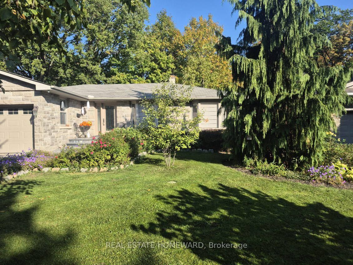 34 Delair Crescent Main