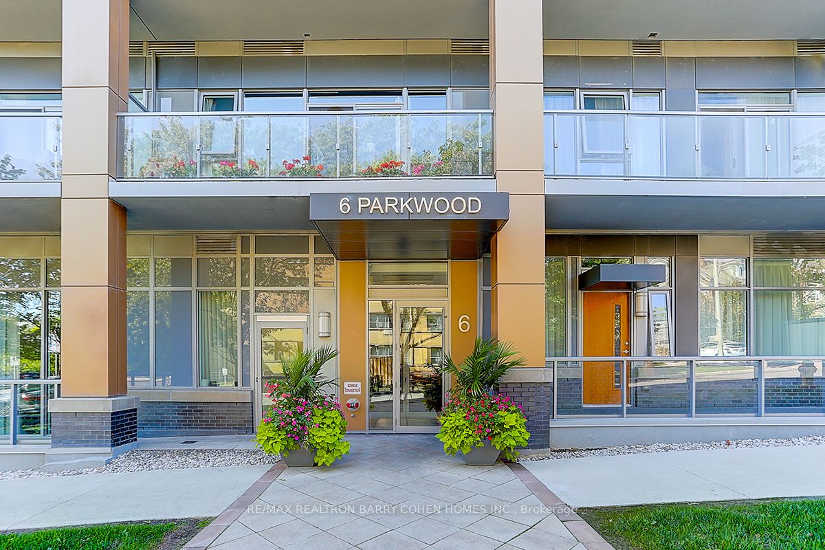 6 Parkwood Avenue 107