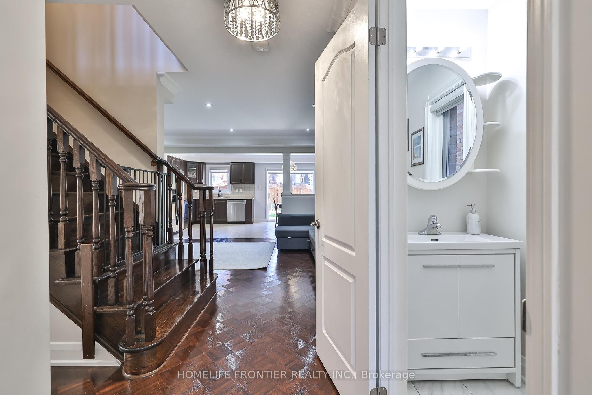 86 Venice Gate Drive