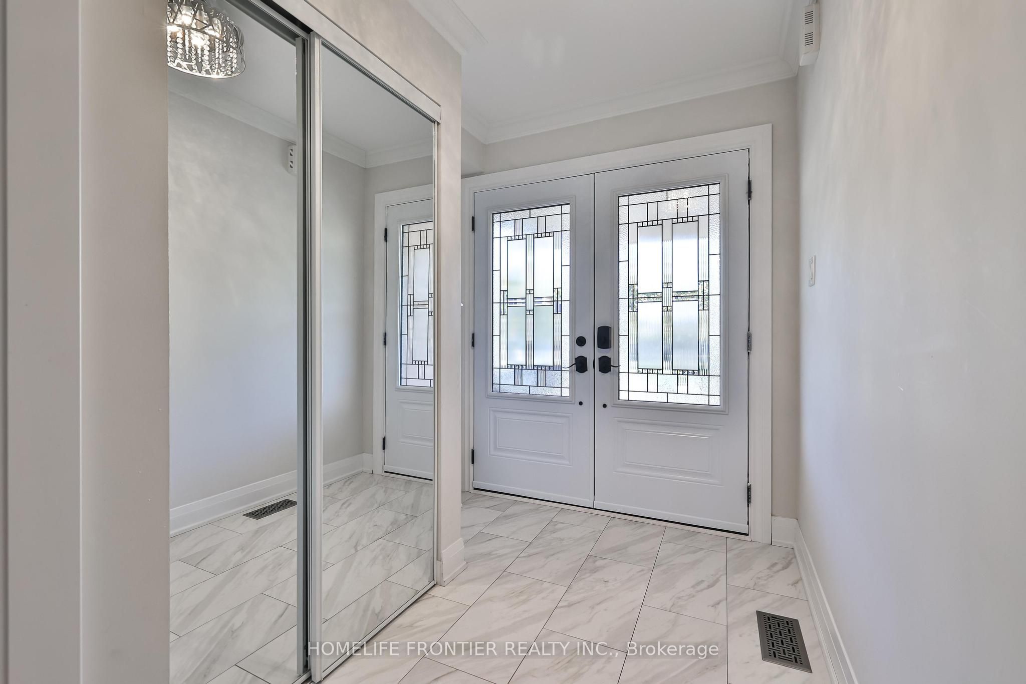 86 Venice Gate Drive