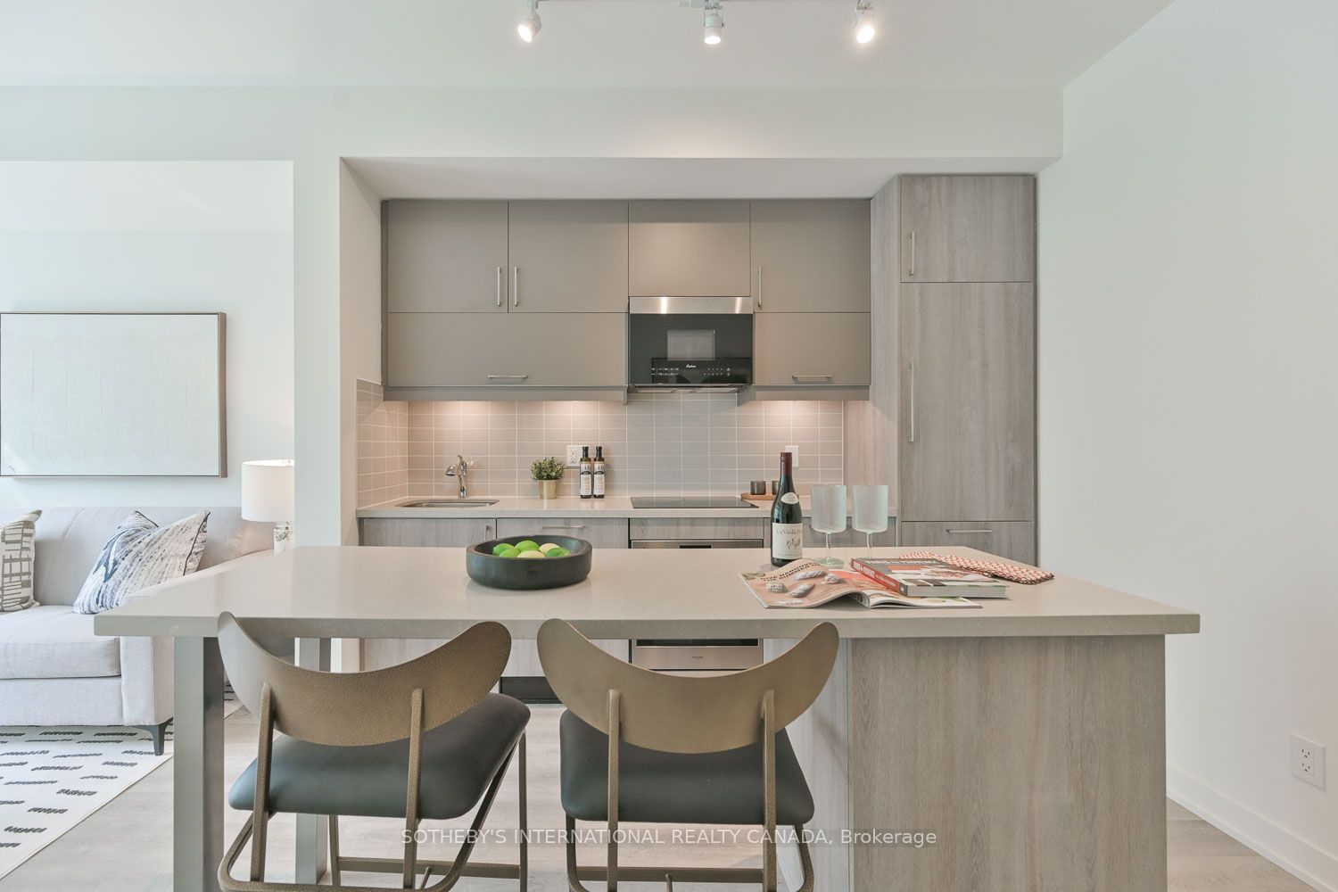 8119 Birchmount Road 616