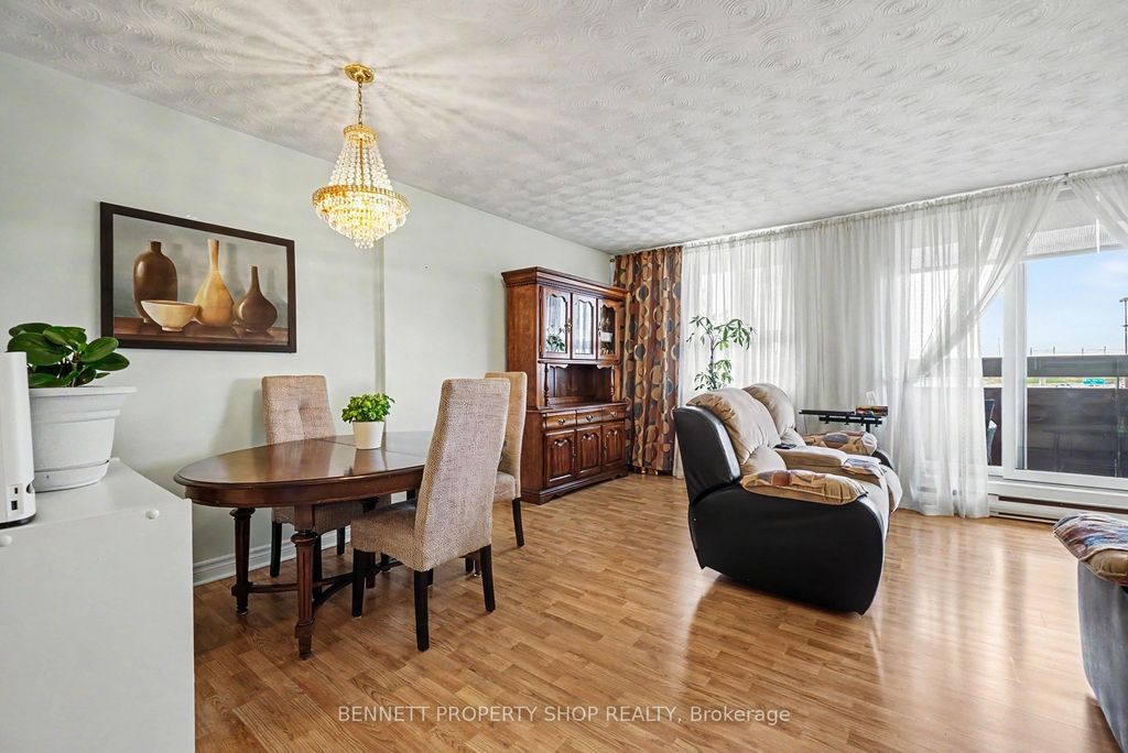 Photo of 2000 Jasmine Crescent #410, Beacon Hill North - South and Area, ON K1J 8K4 (MLS # X13122556)