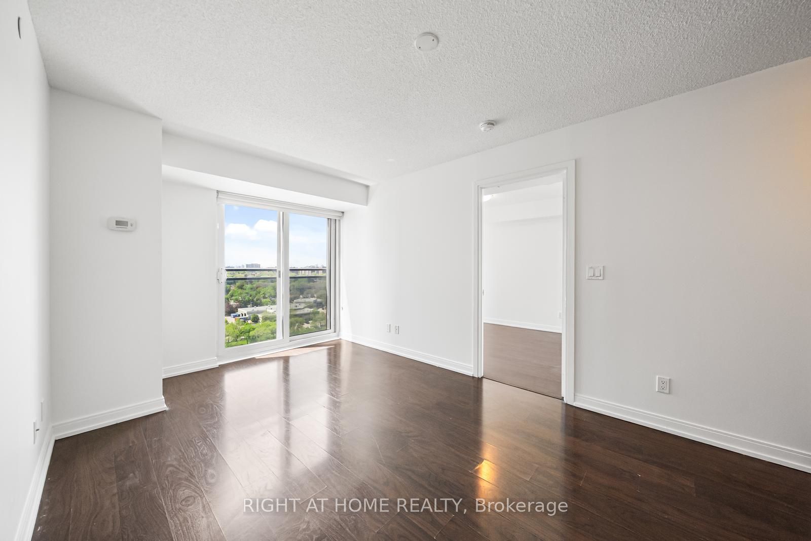 255 Village Green Square 1505