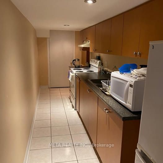 4757 Bluefeather, Bsmt. Lane