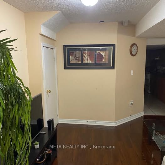 4757 Bluefeather, Bsmt. Lane