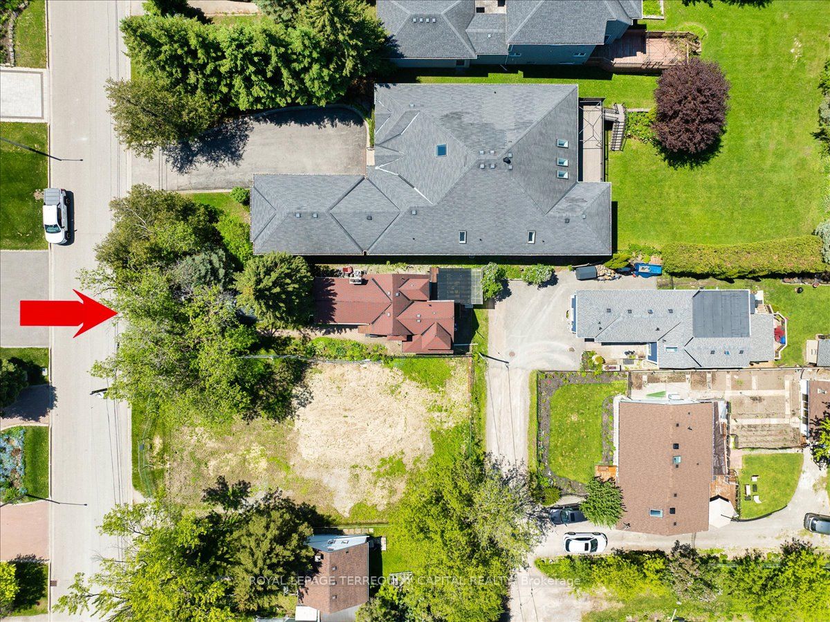 260 Douglas Road