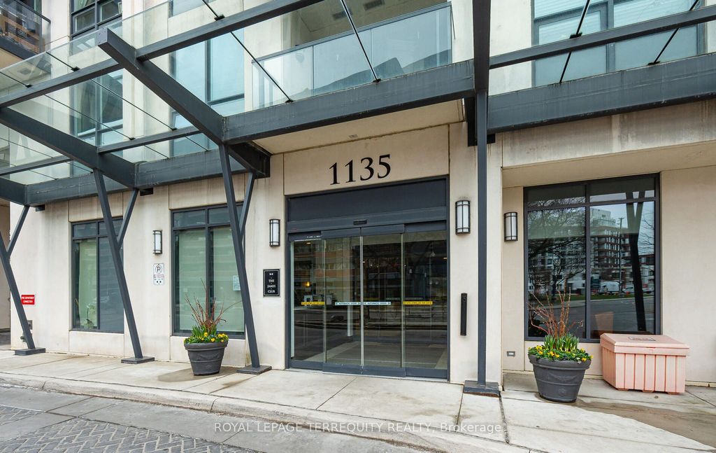 Photo of 1135 Royal York Road #1302, Toronto, ON M9A 0C3 (MLS # W12388105)