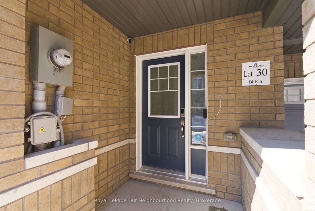 Photo of 818 Atwater Path, Oshawa, ON L1J 0E8 (MLS # E12852778)