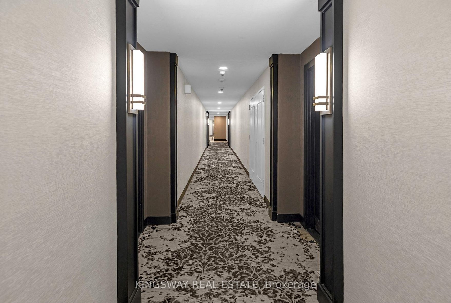 511 The West Mall N/A 904
