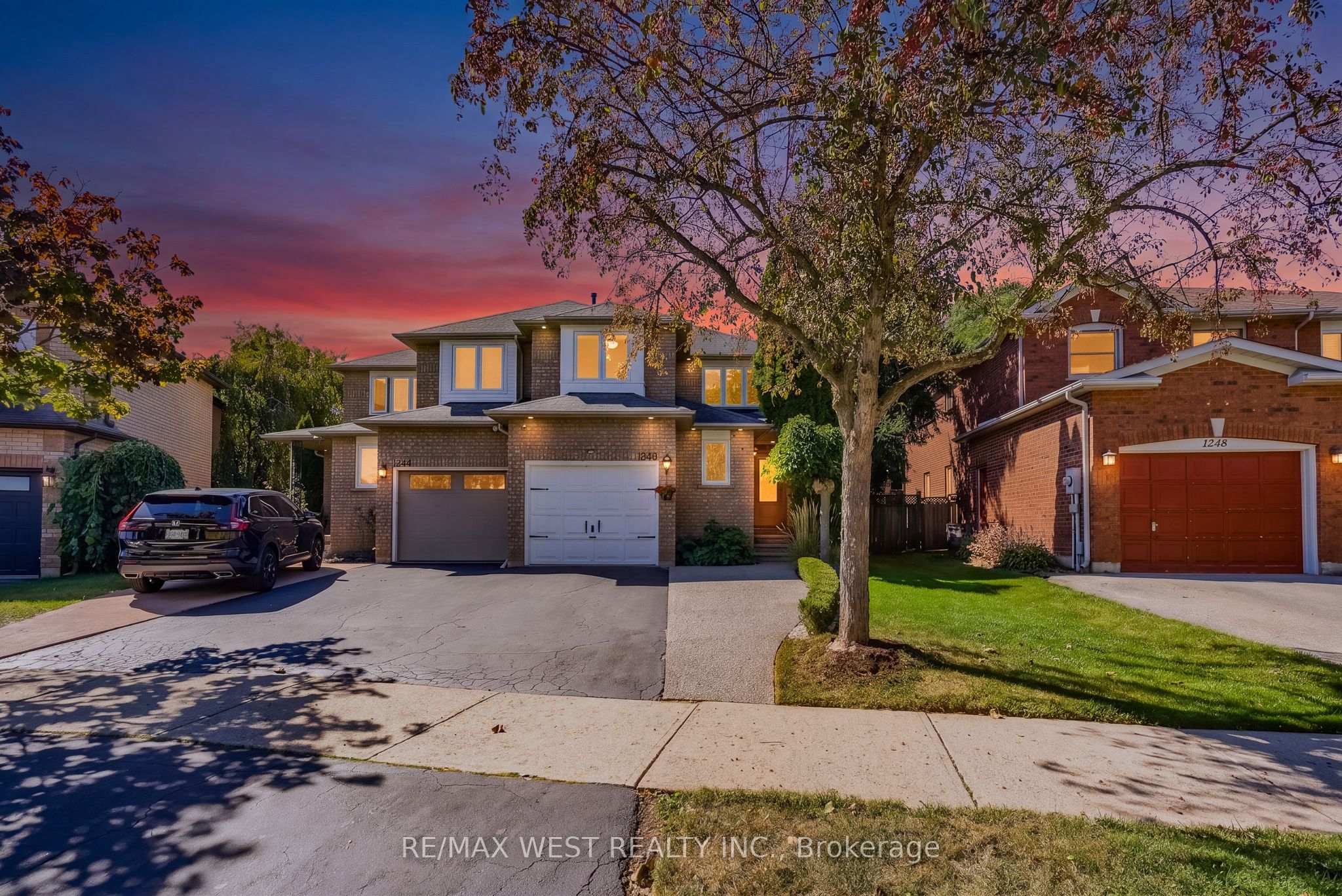 1246 Old Oak Drive