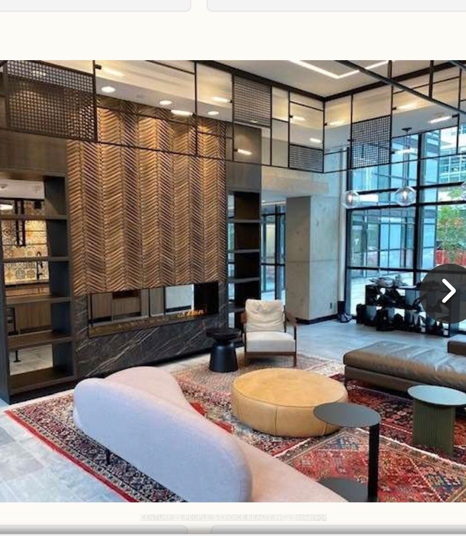 251 Manitoba Street 729