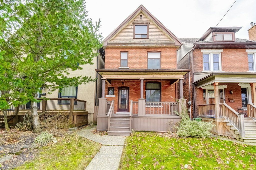 Photo of 133 Homewood Avenue, Hamilton, ON L8P 2M6 (MLS # X12594238)