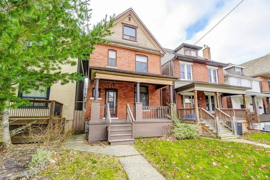 Photo of 133 Homewood Avenue, Hamilton, ON L8P 2M6 (MLS # X12594238)