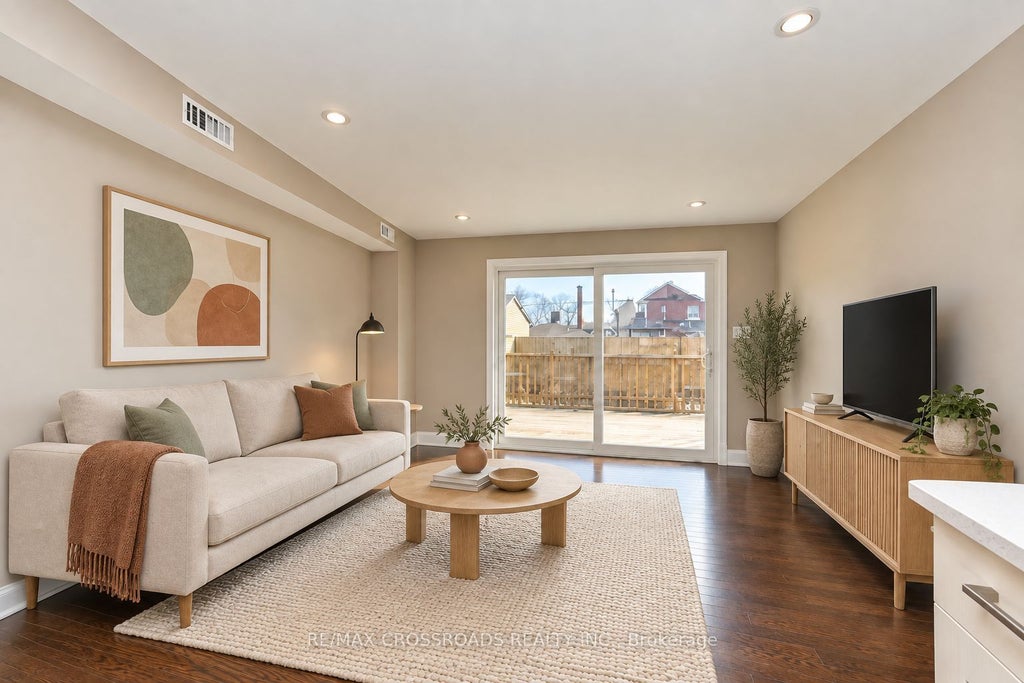 Photo of 260 Clinton Street, Toronto, ON M6G 2Y6 (MLS # C13810720)