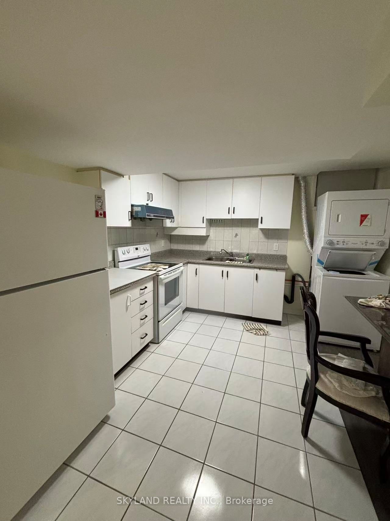 160 Galbraith Crescent