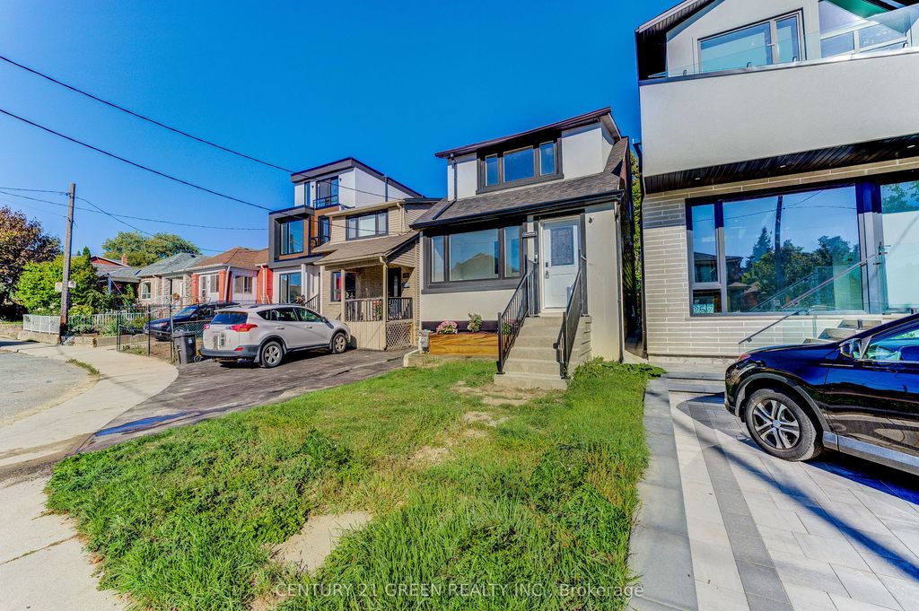 Photo of 259 Robina Avenue, Toronto, ON M6C 3Y9 (MLS # C12444617)