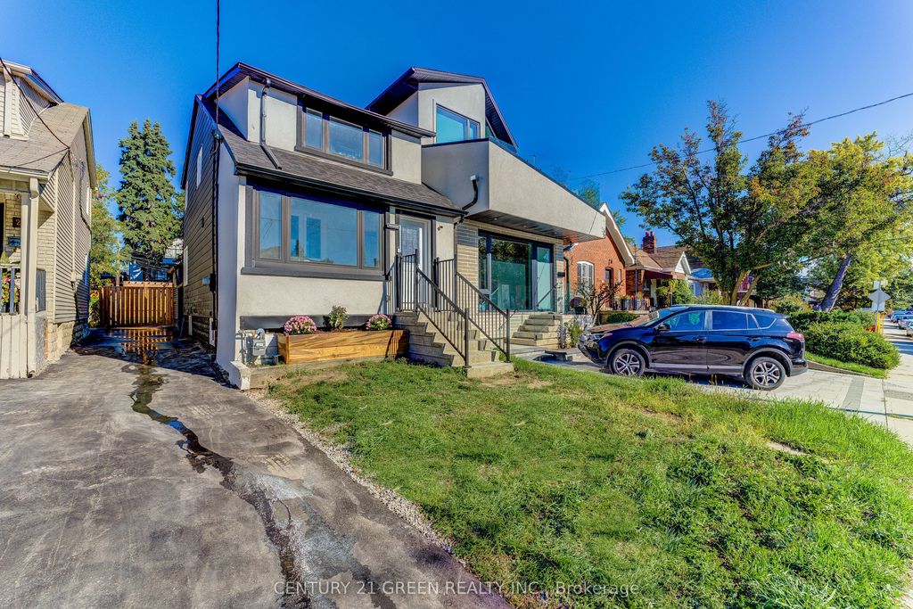Photo of 259 Robina Avenue, Toronto, ON M6C 3Y9 (MLS # C12444617)
