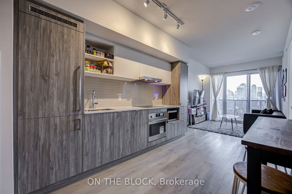 Photo of 138 Downes Street #2801, Toronto, ON M5E 0E4 (MLS # C13571854)