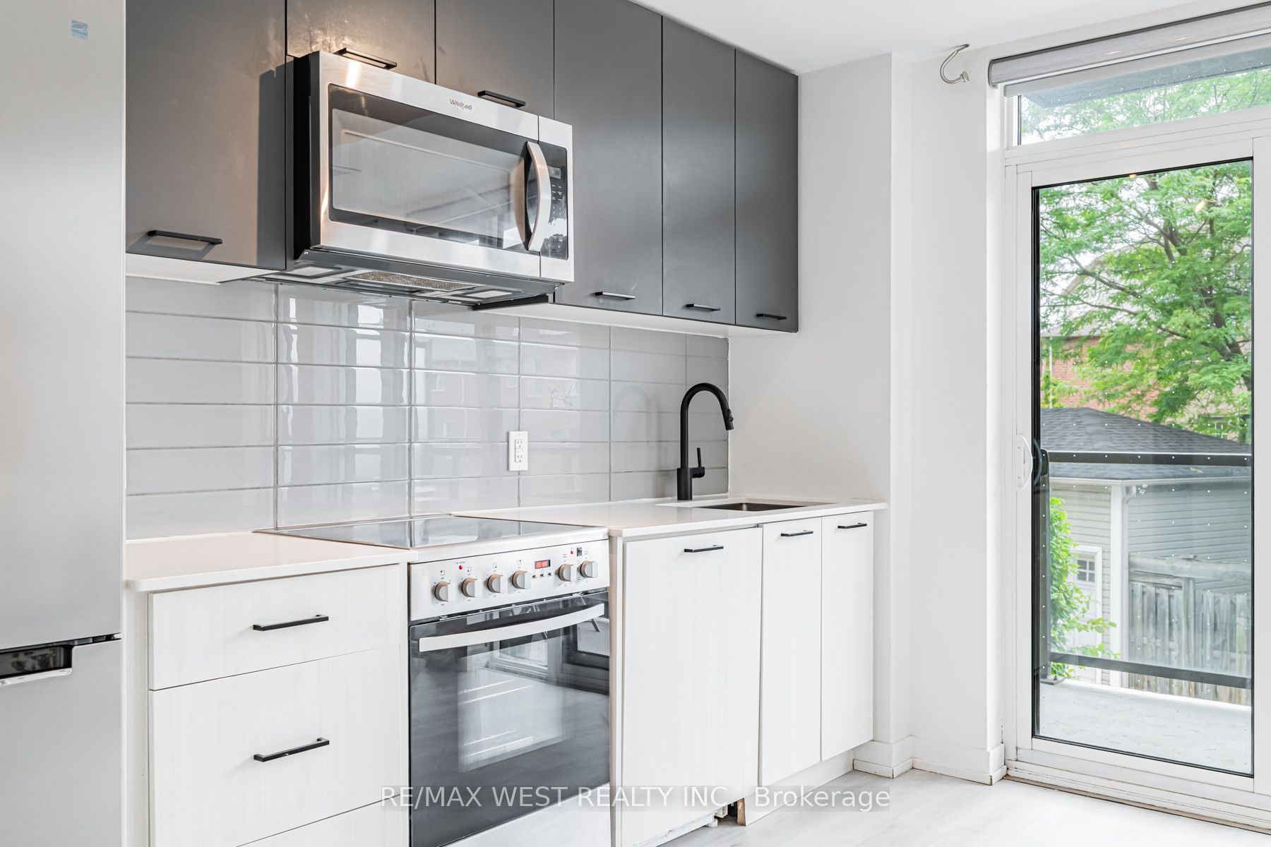 2300 St Clair Avenue W 211