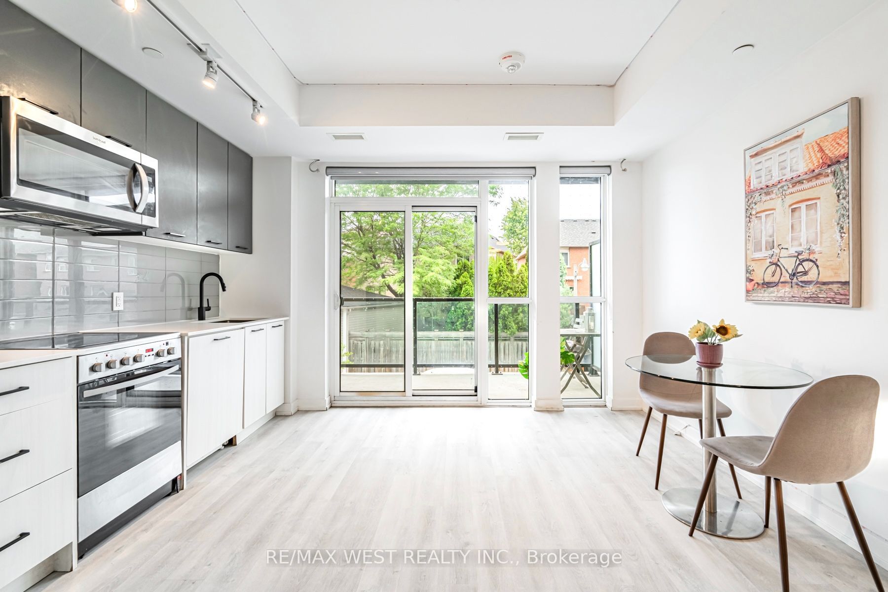 2300 St Clair Avenue W 211