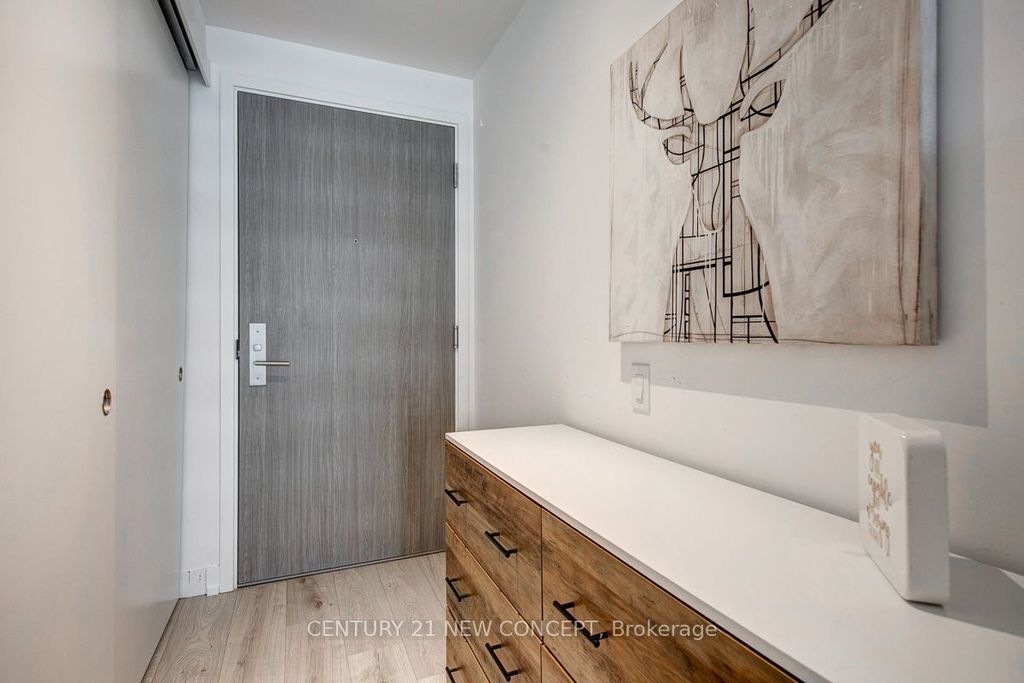 Photo of 161 Roehampton Avenue #2009, Toronto, ON M4P 0C8 (MLS # C12739220)