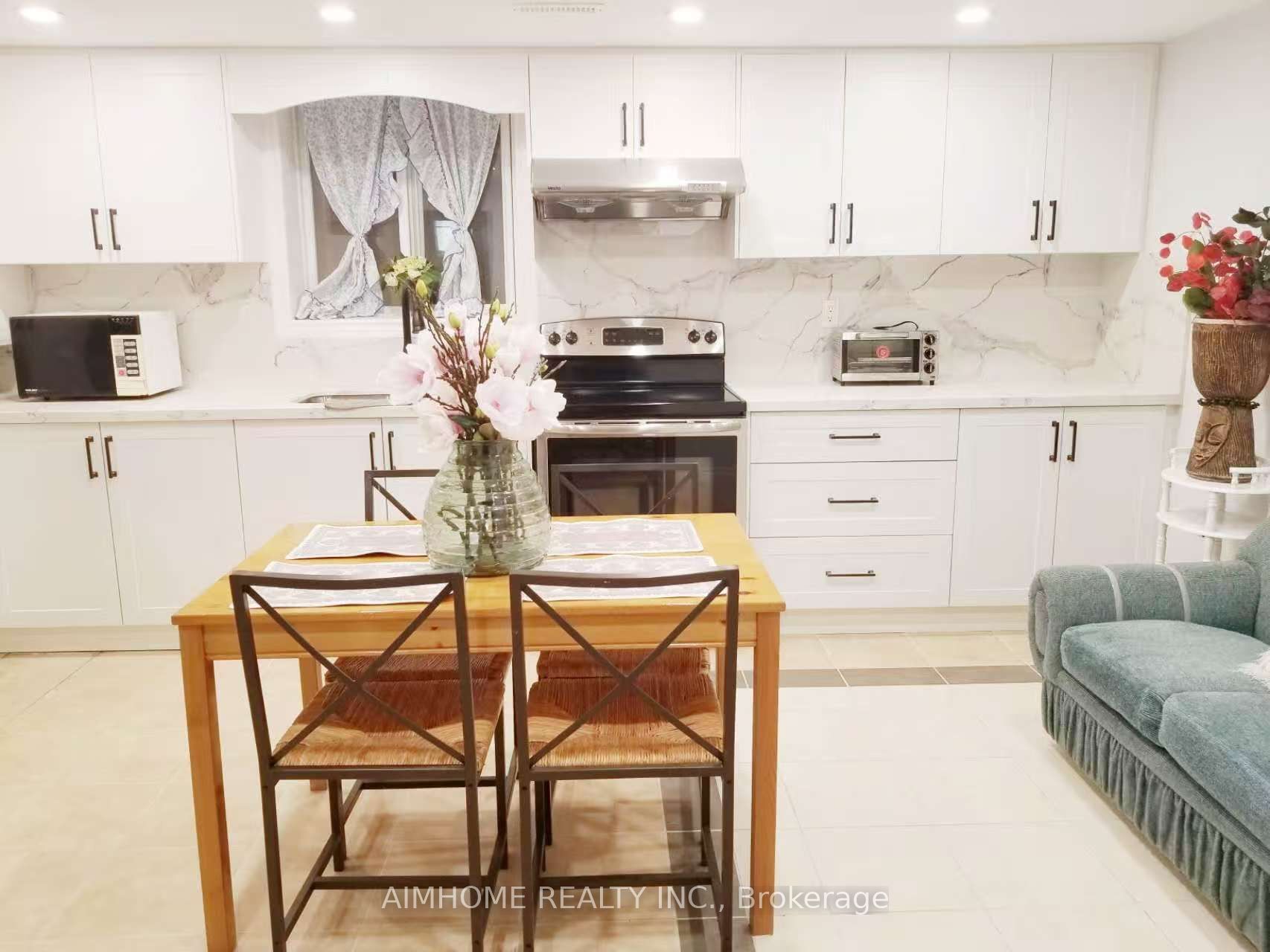 28 Castle Harbour Lane W