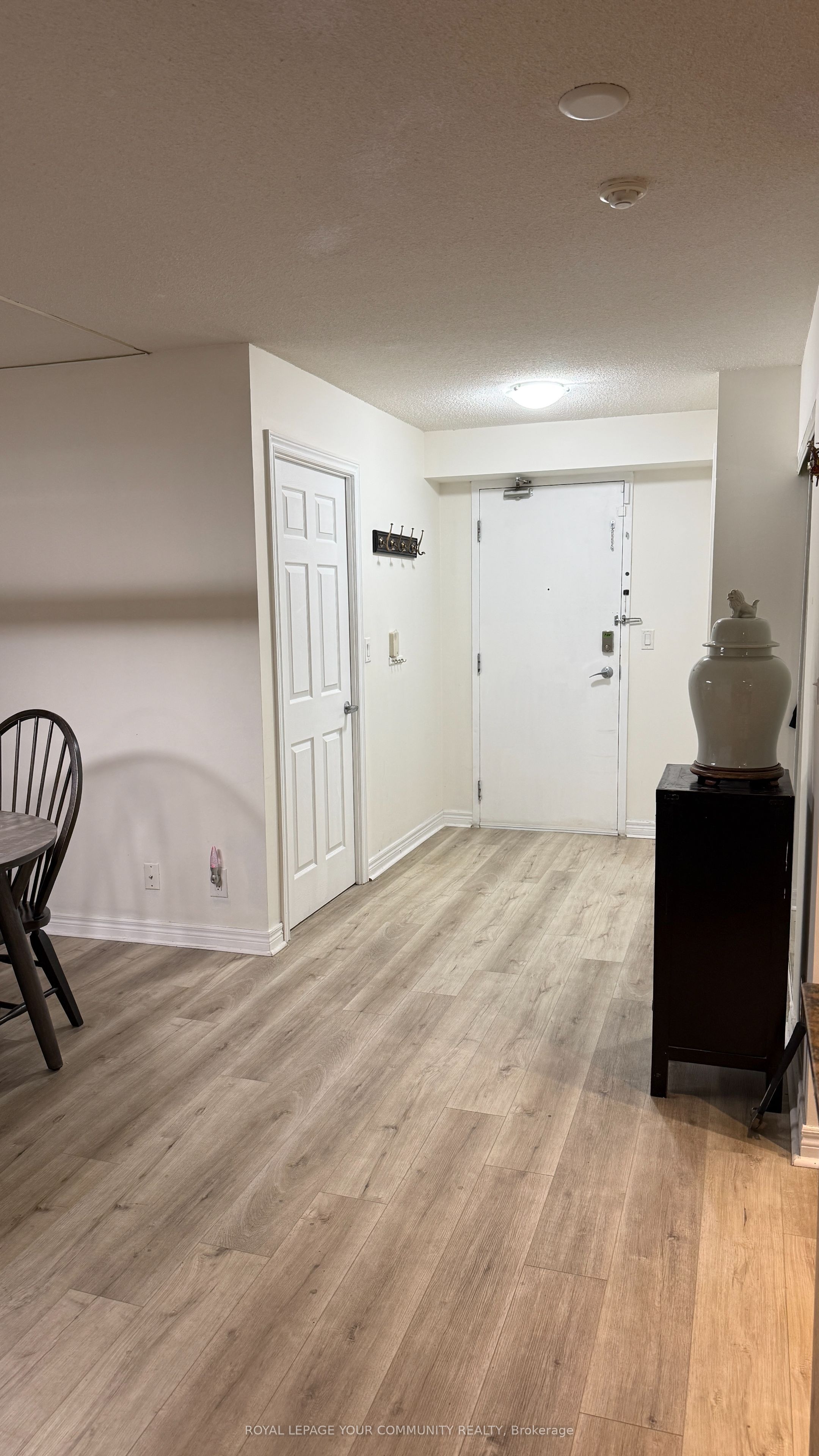 225 Wellesley Street 701