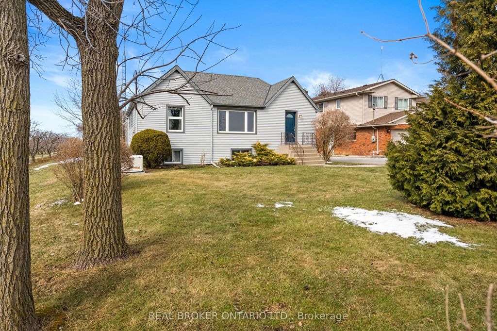 Photo of 1621 Second Avenue, St. Catharines, ON L2R 6P9 (MLS # X12902092)